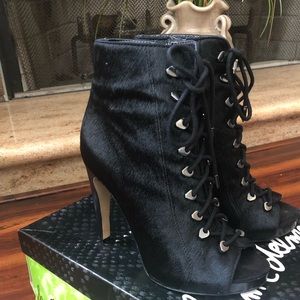 Sam Edelman Lace Up Bootie - **Like New**